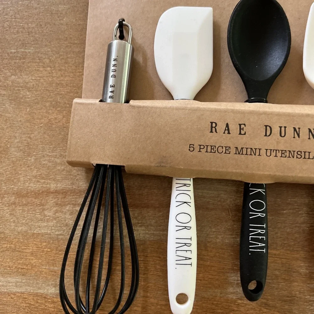 Rae Dunn Halloween 5 Piece Mini Kitchen‎ Utensils Set (New)